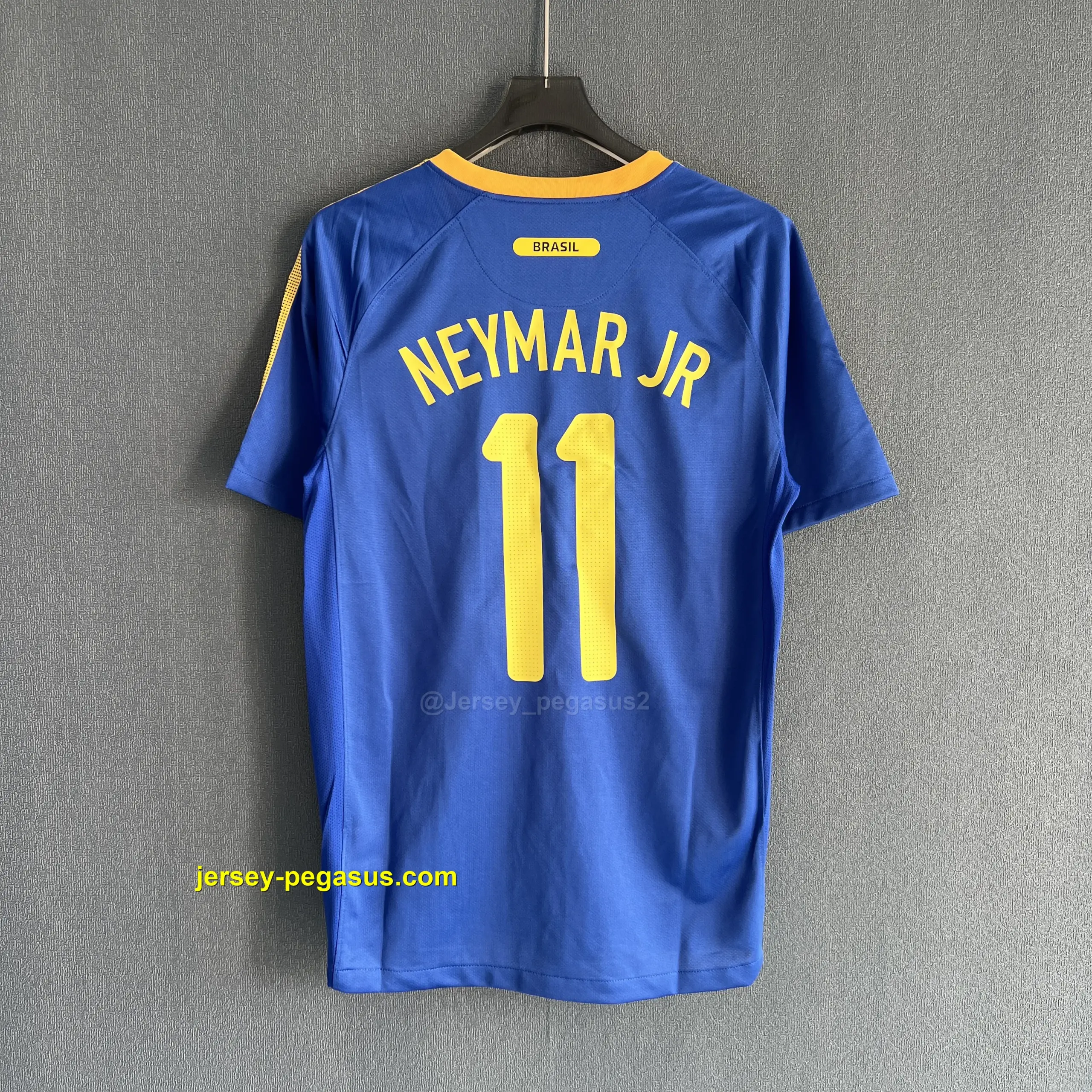 Brazil Retro 2010 Away Brazil Retro 2010 Away