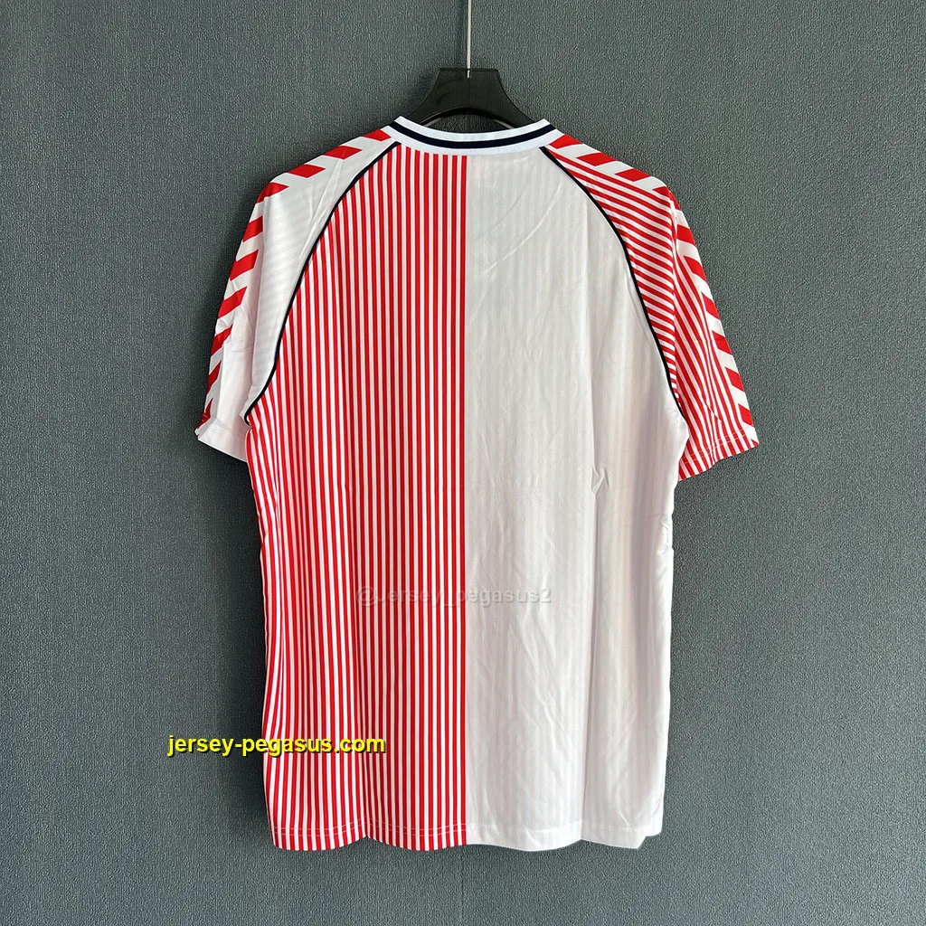 Denmark Retro 1986 Away Denmark Retro 1986 Away