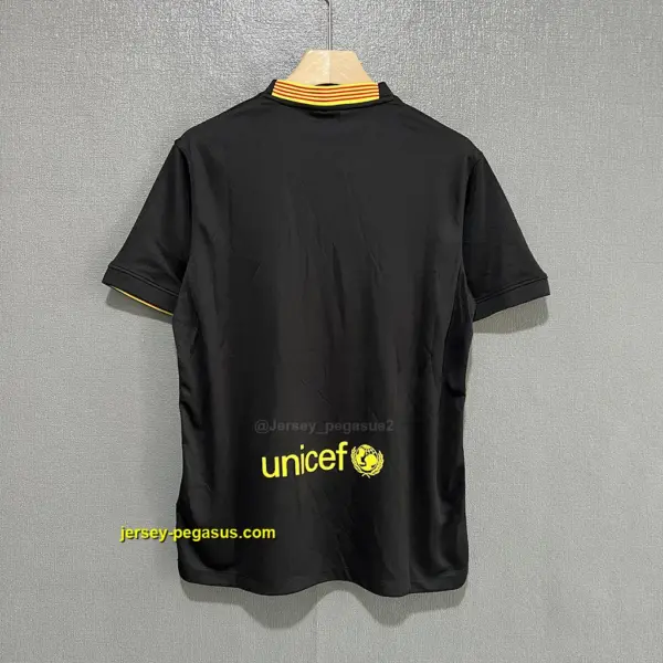 Barcelona Retro 13-14 Third