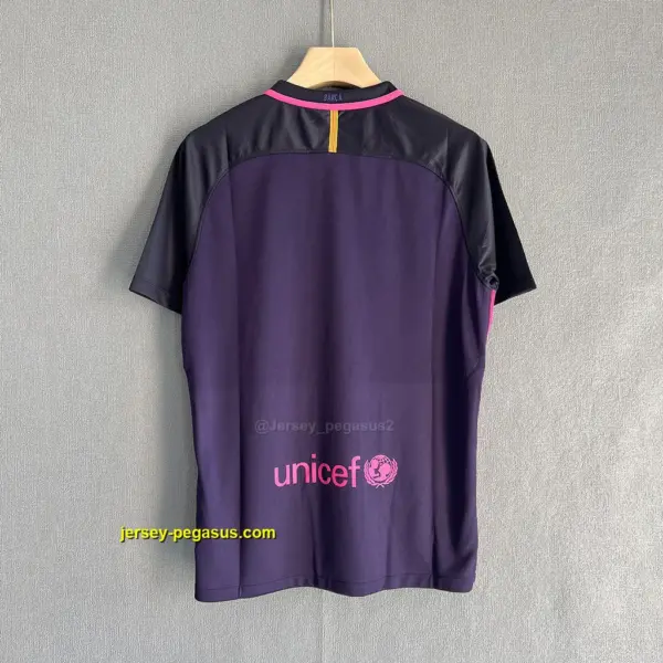 Barcelona Retro 16-17 Away