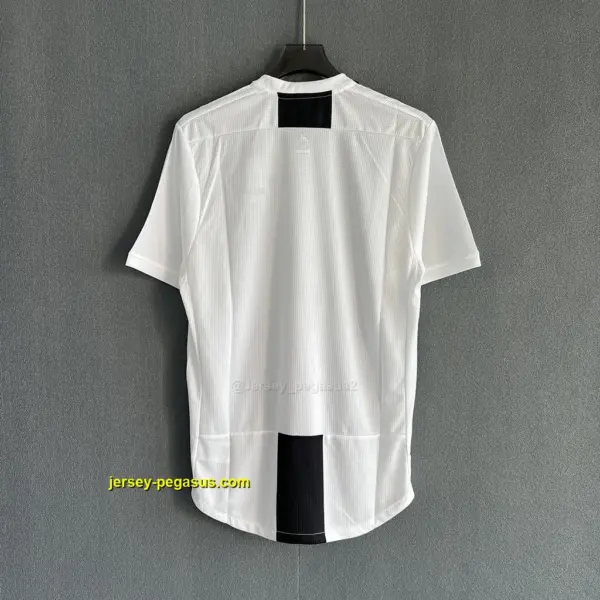 Juventus Retro 18-19 Home Player Version