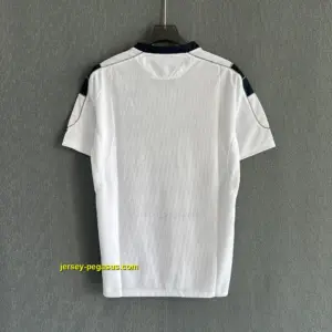 Man Utd Retro 00-01 Away