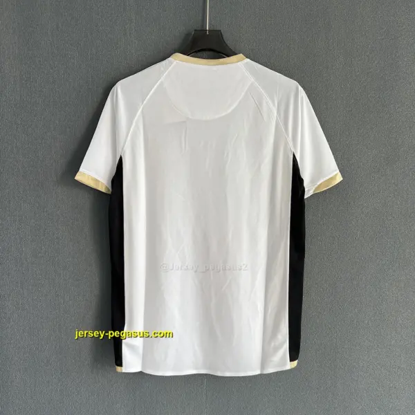 Man Utd Retro 06-07 Away Player Version