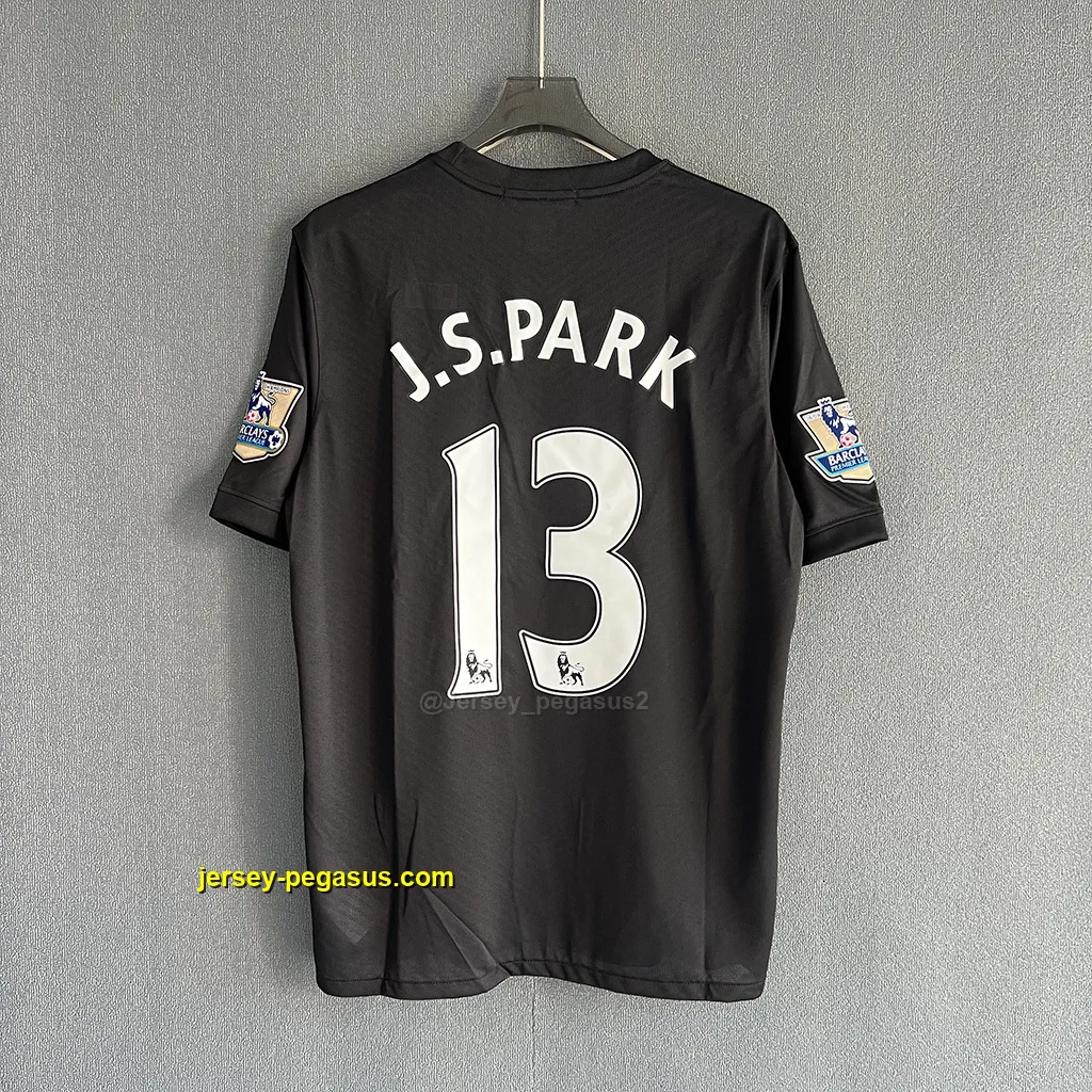 Man Utd Retro 09-10 Away Man Utd Retro 09-10 Away