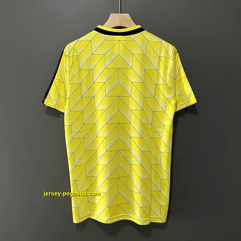 Borussia Dortmund Retro 87-88 Home Borussia Dortmund Retro 87-88 Home