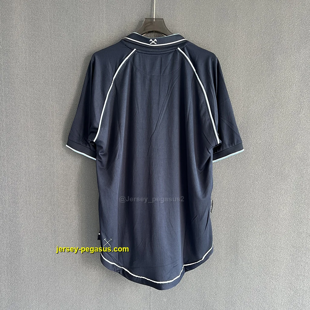 West Ham United Retro 99-00 Third