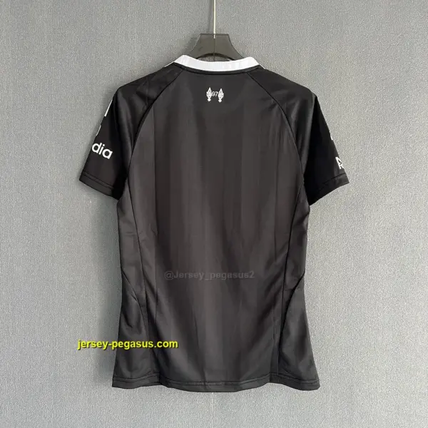 Liverpool GK Black Player Version