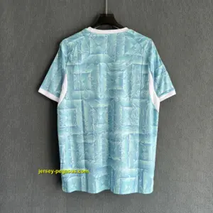Juventus Away