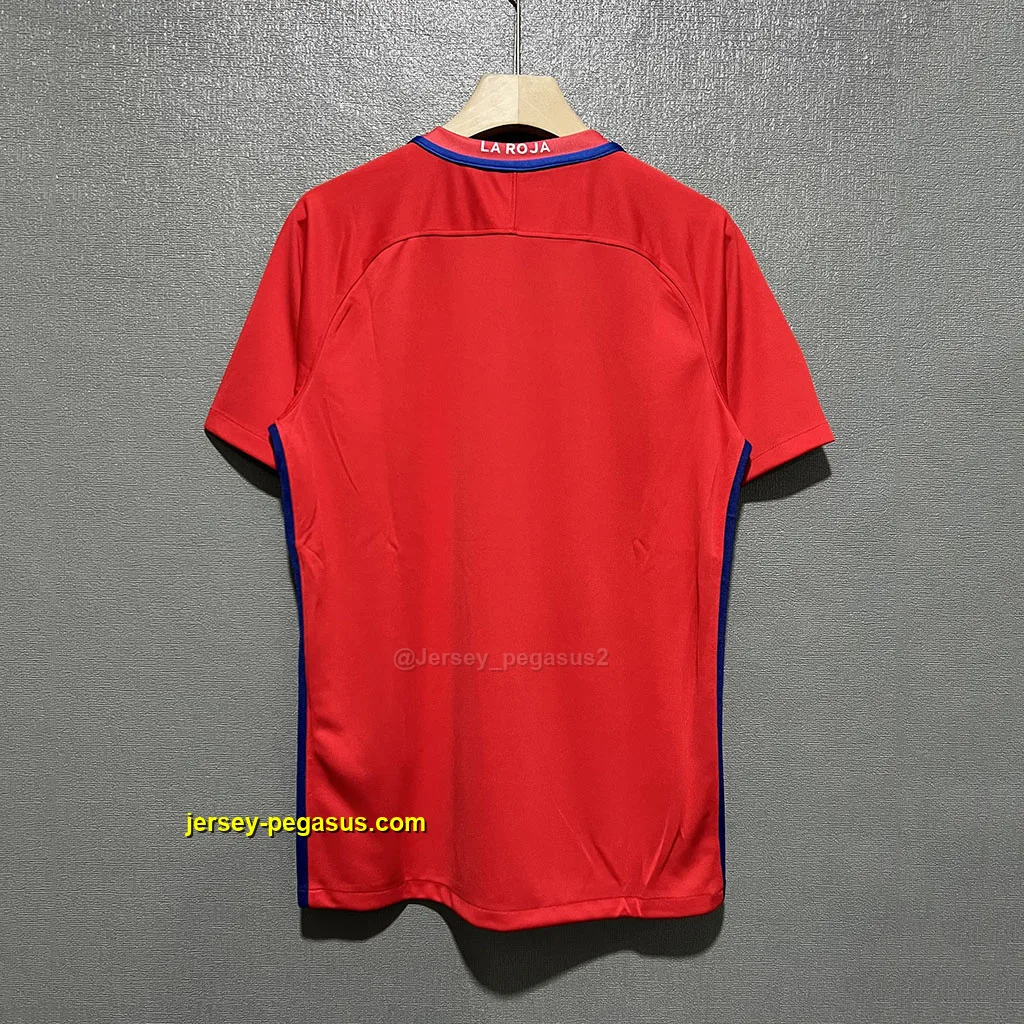 Chile Retro 16 Home