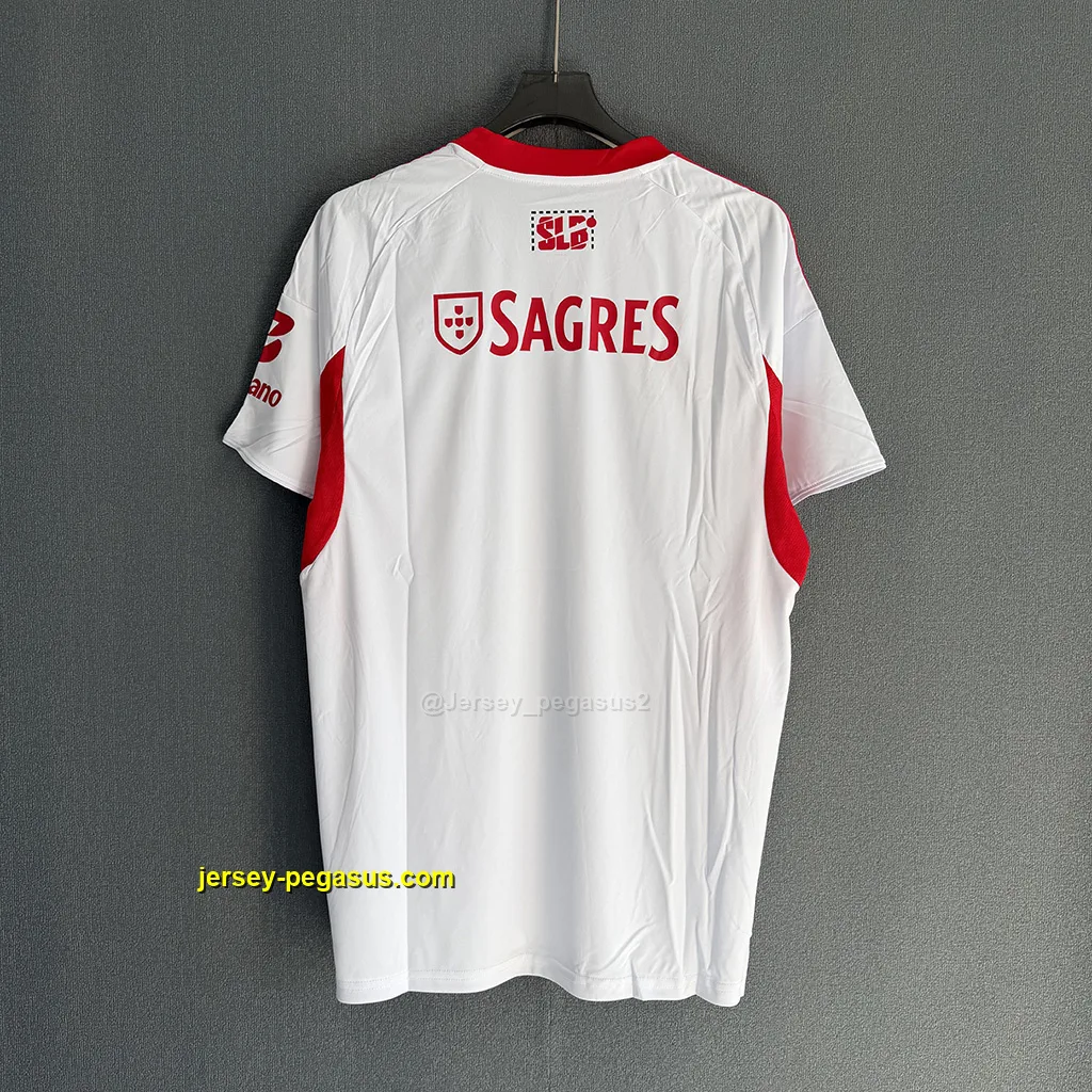 SL Benfica Third SL Benfica Third