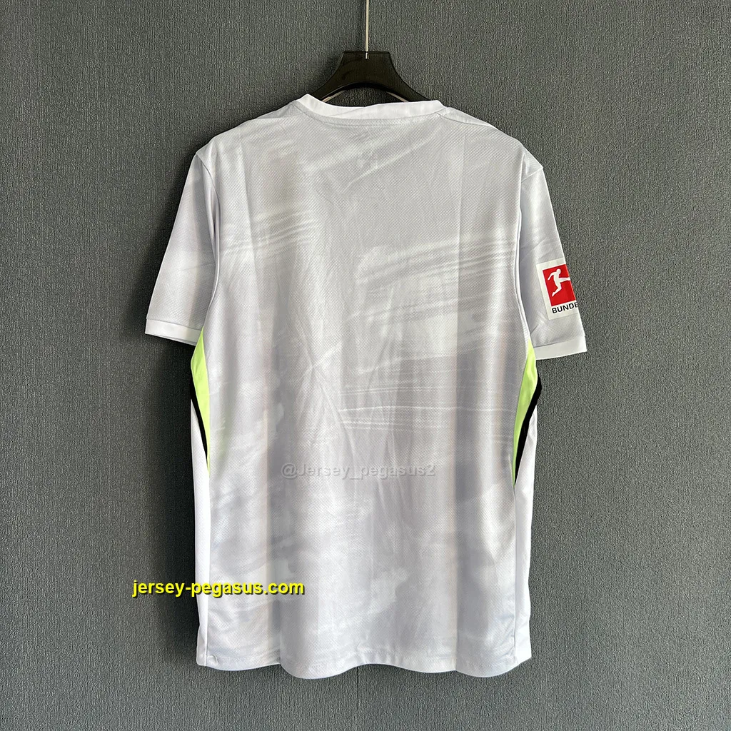 Wolfsburg Away Wolfsburg Away