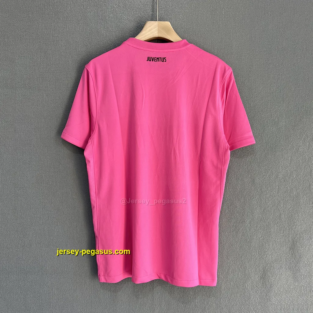 Juventus Retro 11-12 Away Juventus Retro 11-12 Away