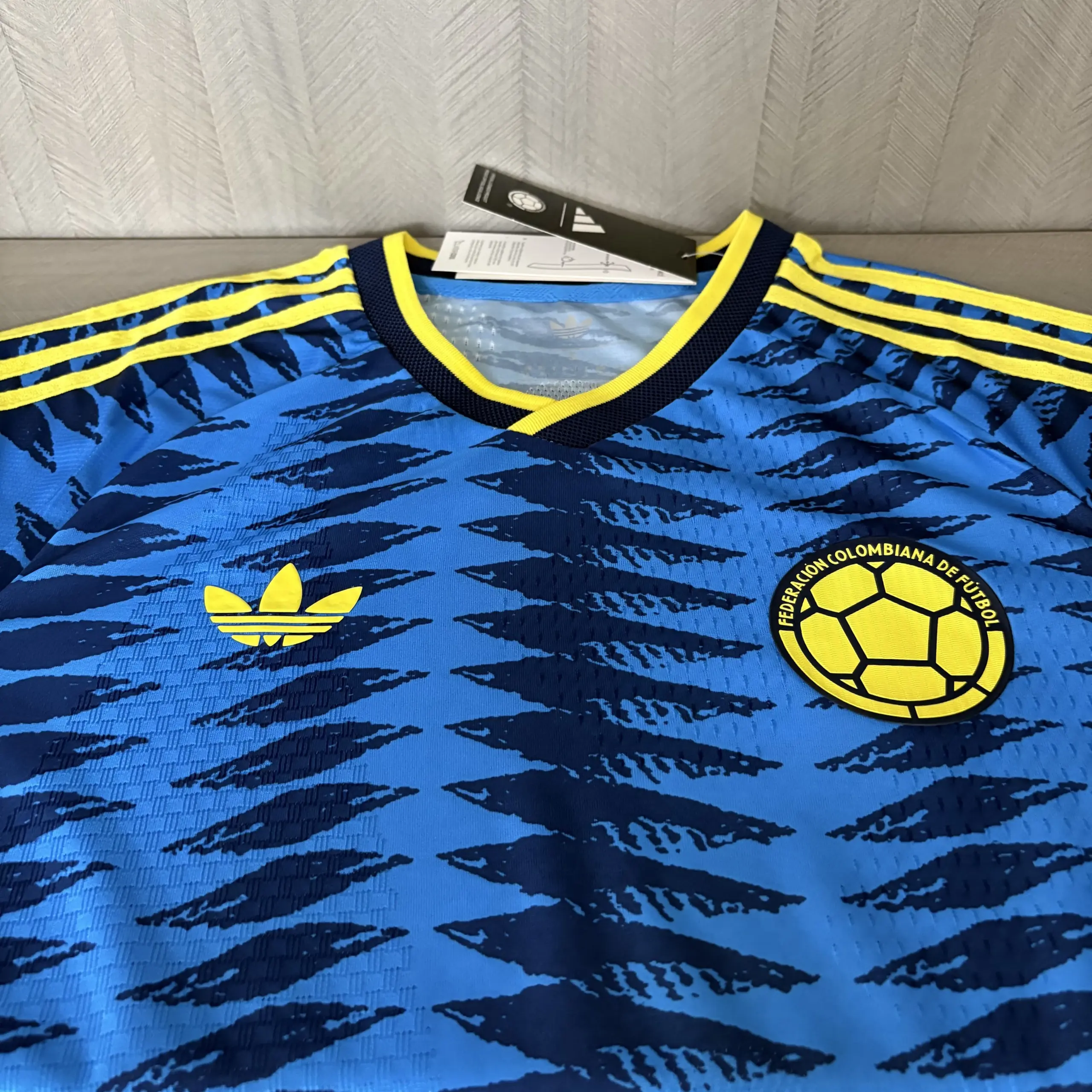 Player version 2026 Colombia away Jersey