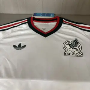 Player version 2026 Mexico away jersey
