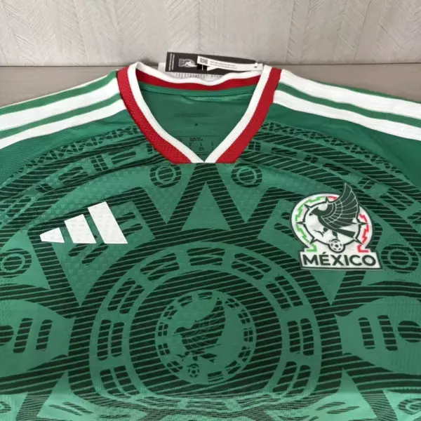 Player version long-sleeved 2026 Mexico home jersey