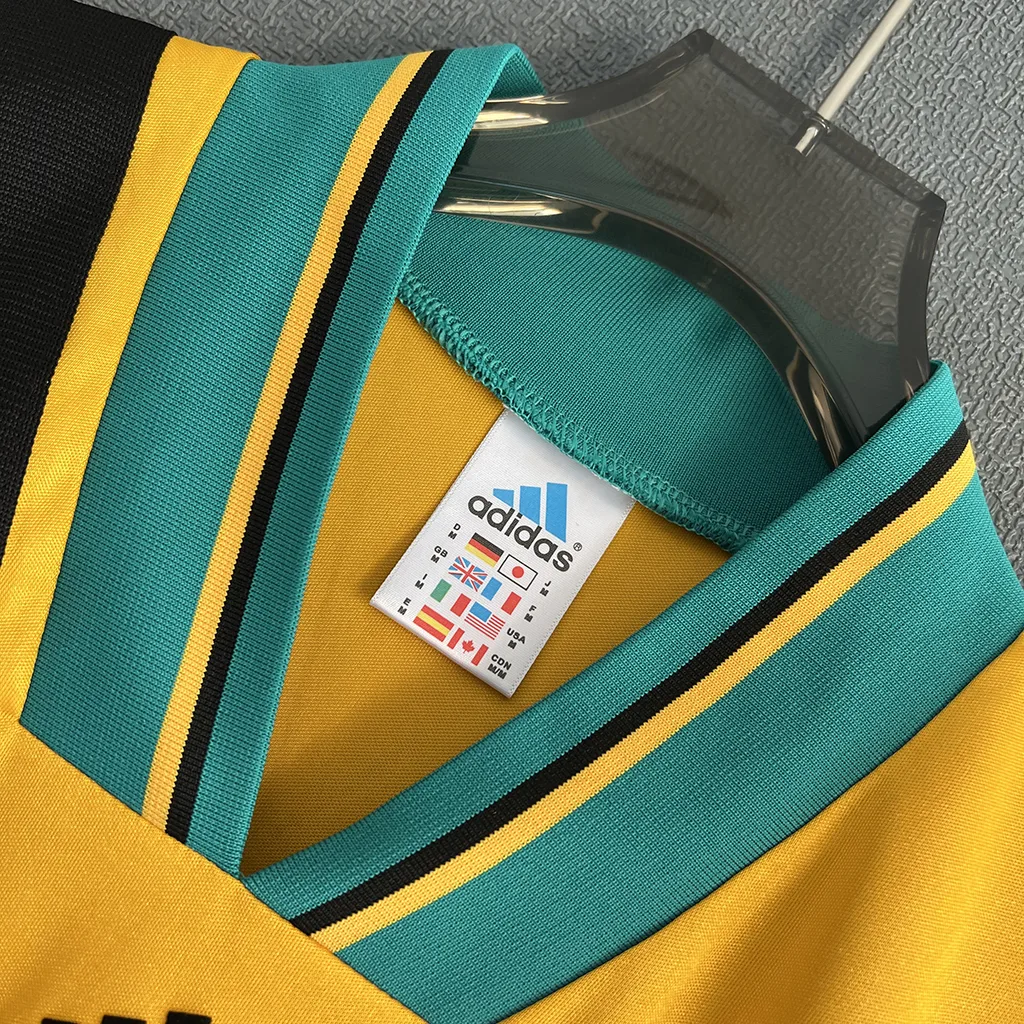 Bayern Retro 93-94 away