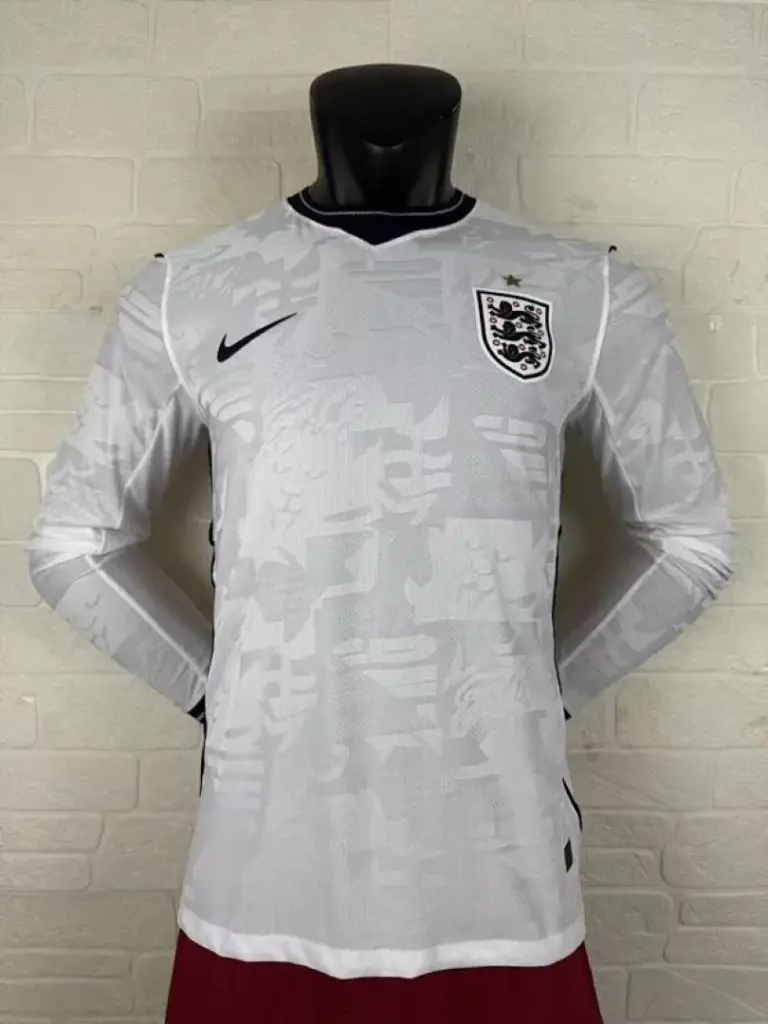 England 2026 World Cup home long sleeeve Player Version