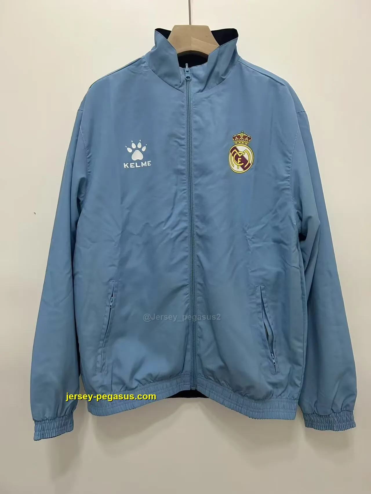 Real Madrid retro reversible windbreaker jacket Real Madrid retro reversible windbreaker jacket