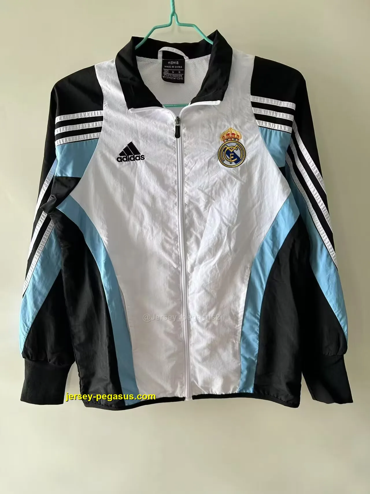 Real Madrid white black windbreaker jacket Real Madrid white black windbreaker jacket