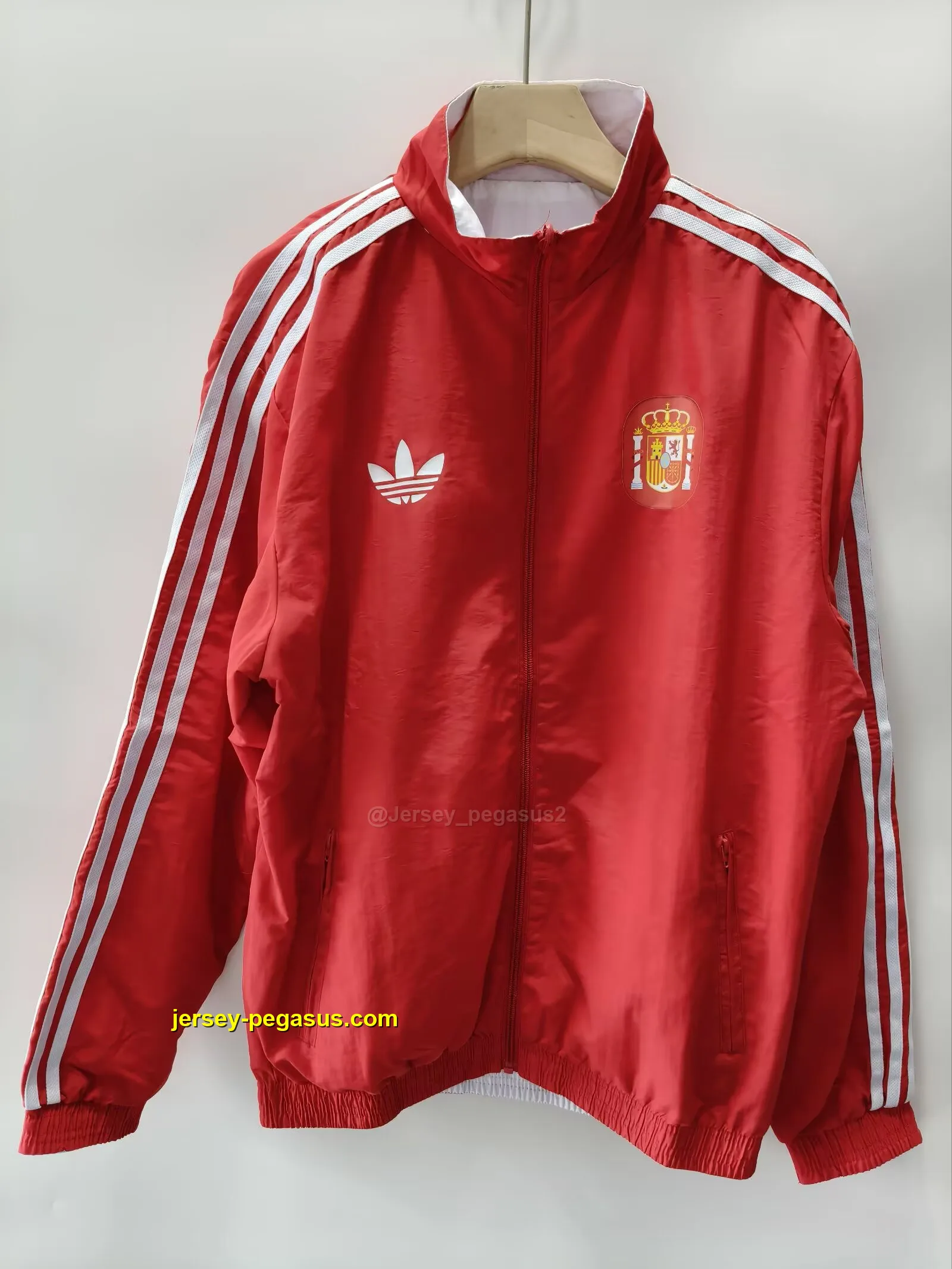 Spain red white recersible windbreaker jacket Spain red white recersible windbreaker jacket