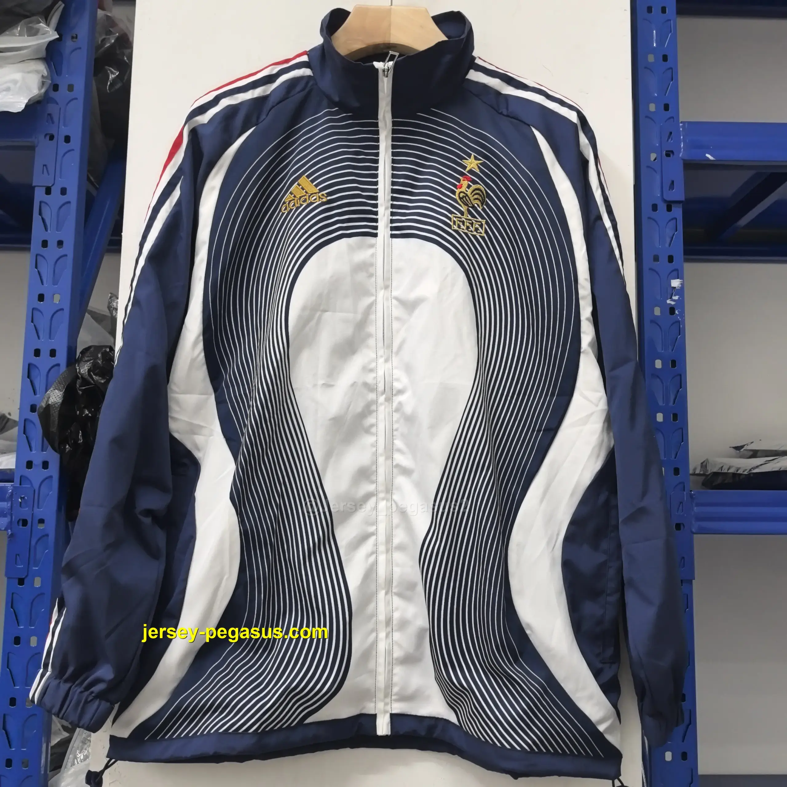 France retro version windbreaker jacket France retro version windbreaker jacket