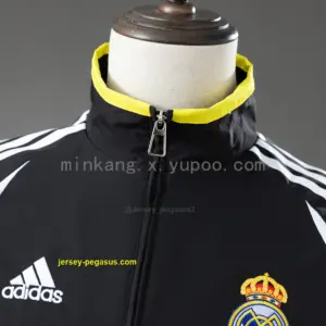 Real Madrid Windbreaker - Black