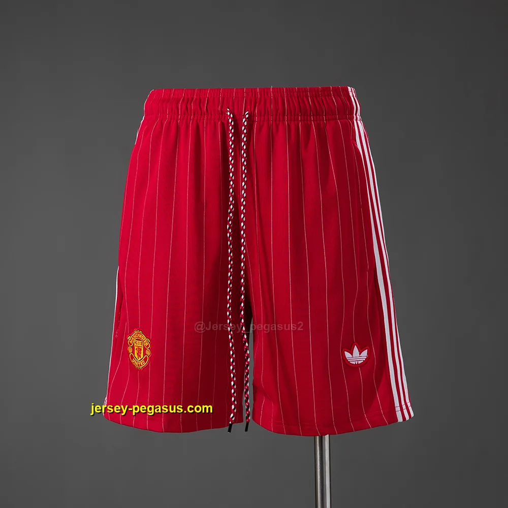 M-U Terrace Icons Shorts Red M-U Terrace Icons Shorts Red