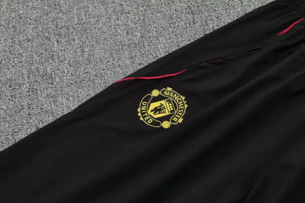 Man U red windbreaker jacket and pants
