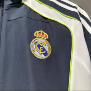 Real Madrid windbreaker jacket