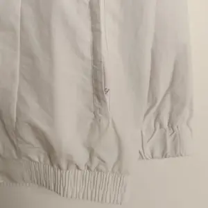 Italy Retro Style white windbreaker jacket
