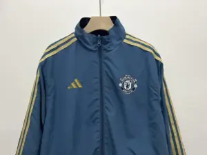 Man U recersible windbreaker jacket