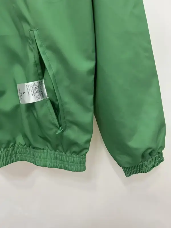 Man U retro reversible windbreaker jacket