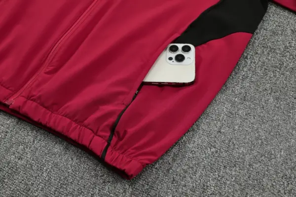 Man U red windbreaker jacket and pants