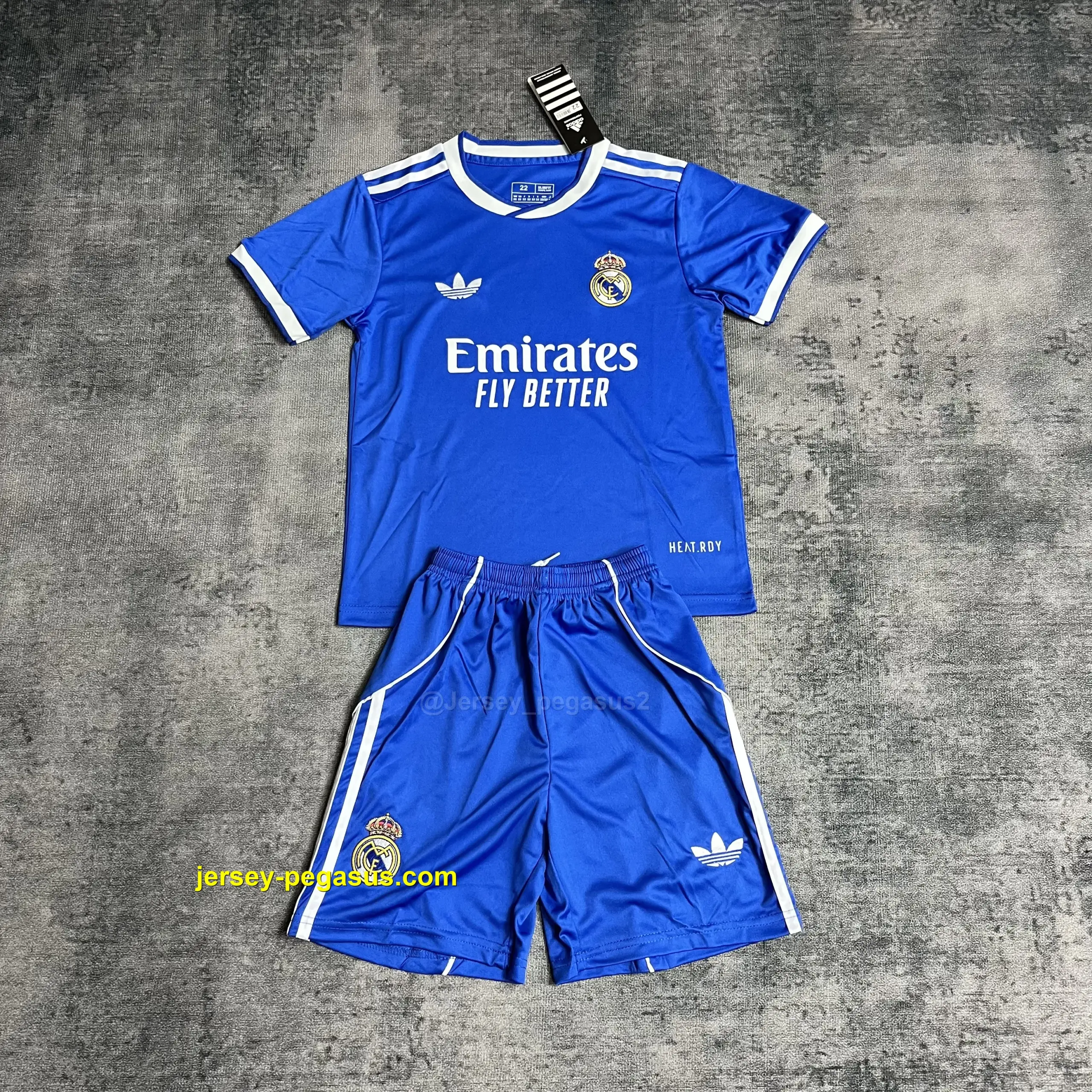 Children's clothing 2025-26 Real Madrid III jersey Children's clothing 2025-26 Real Madrid III jersey