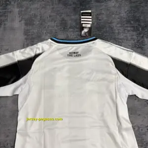 Kids' 2025-26 Newcastle United Home Kit,