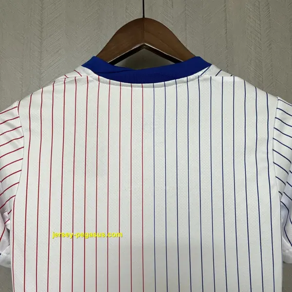 Children's clothing 2024-25 France away