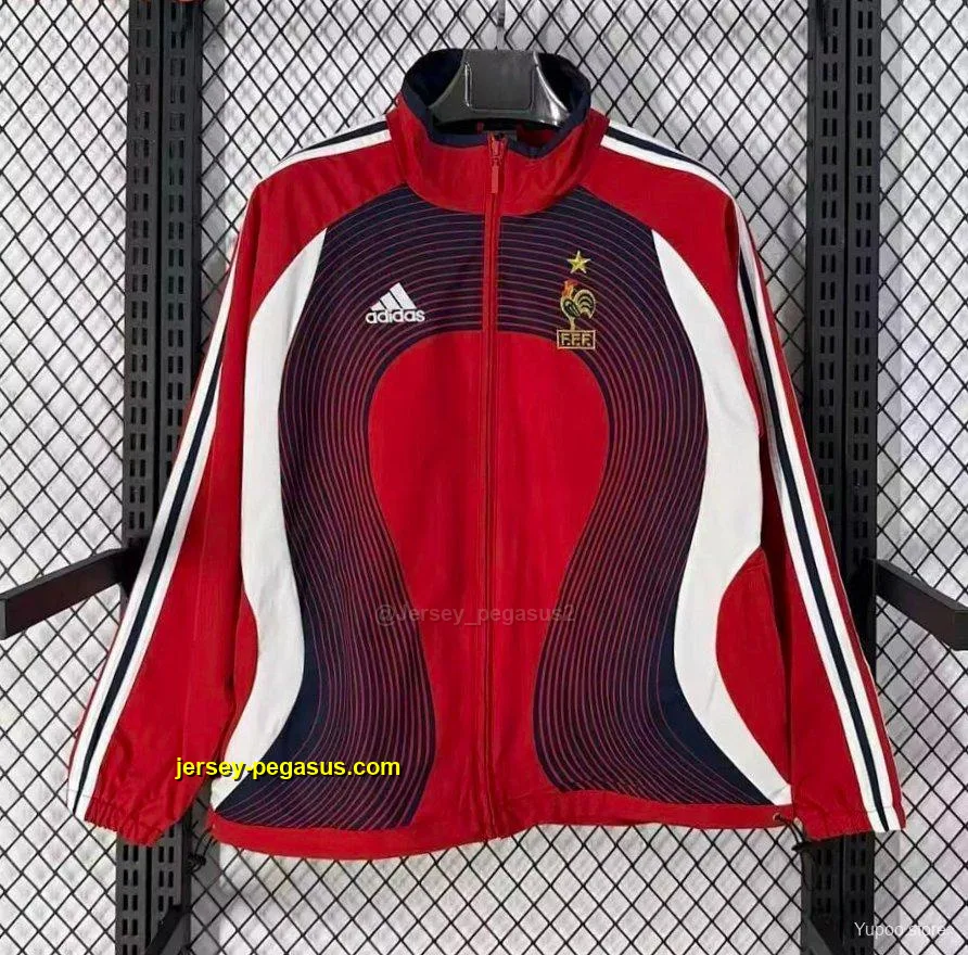 Retro 2006 France Red Full Zipper Windbreaker Retro 2006 France Red Full Zipper Windbreaker