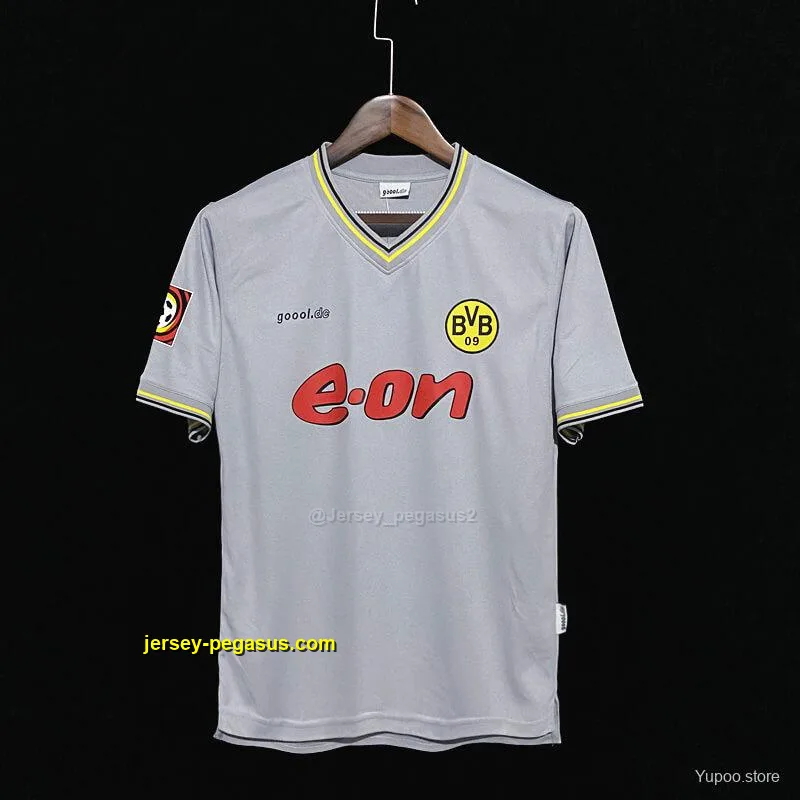 Retro Borussia Dortmund Away Grey Jersey Retro Borussia Dortmund Away Grey Jersey