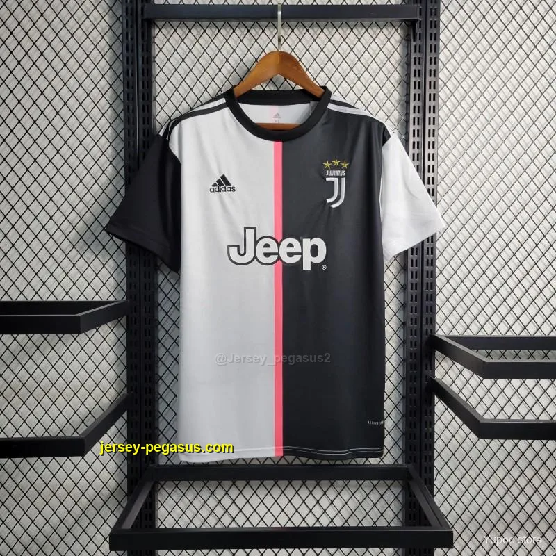 Retro Juventus Home Soccer Jersey Retro Juventus Home Soccer Jersey