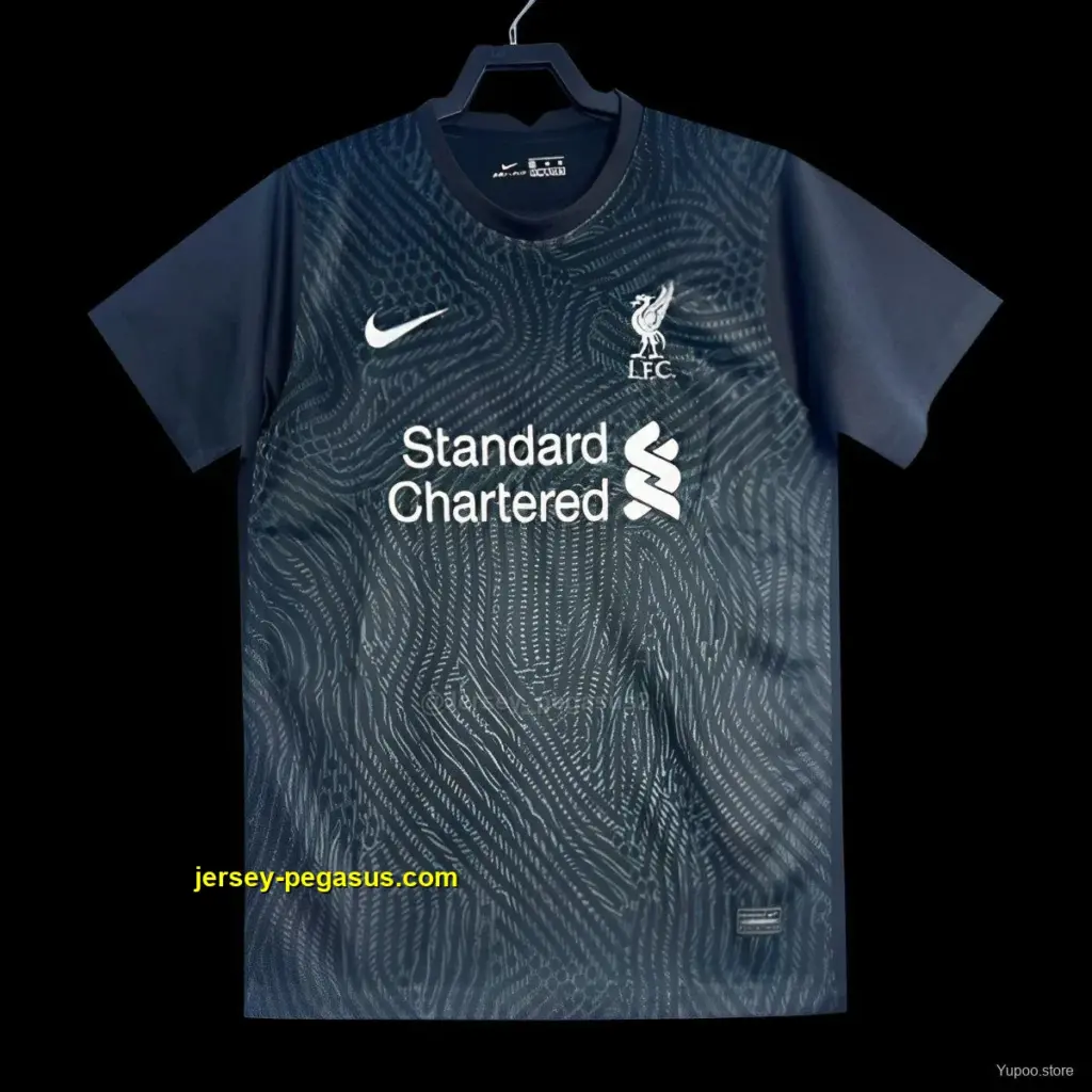 Retro Liverpool Black Goalkeeper Jersey
