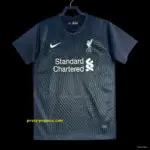 Retro Liverpool Black Goalkeeper Jersey