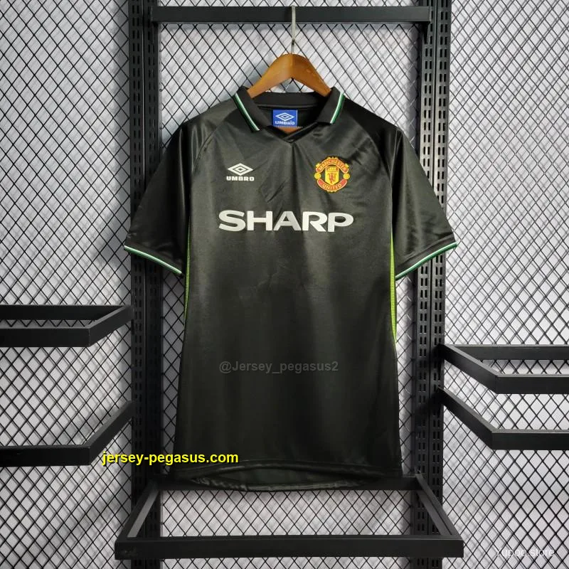 Retro Manchester United Black Third Jersey Retro Manchester United Black Third Jersey