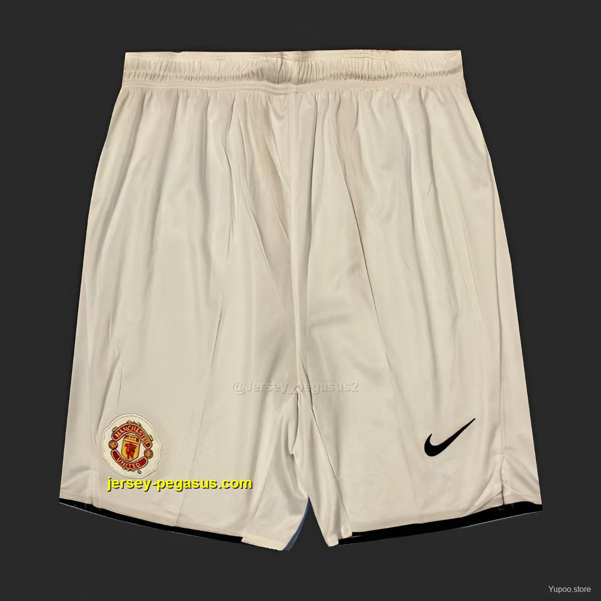 Retro Manchester United Home Shorts Retro Manchester United Home Shorts