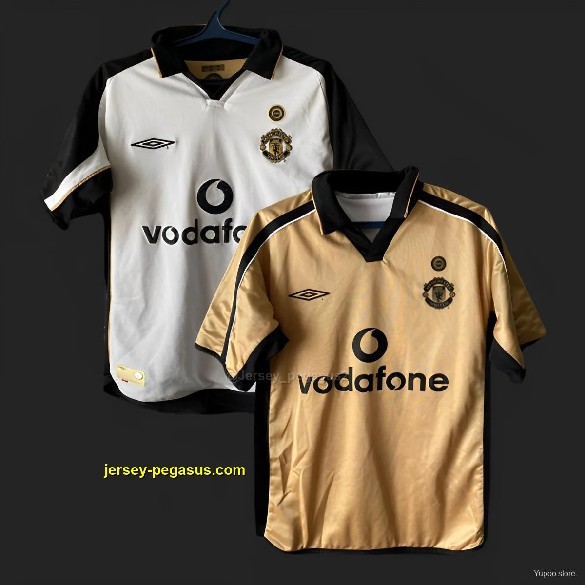 Retro Manchester United Third Centenary Reversible Jersey Retro Manchester United Third Centenary Reversible Jersey