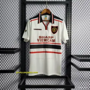 Retro Manchester United White Jersey