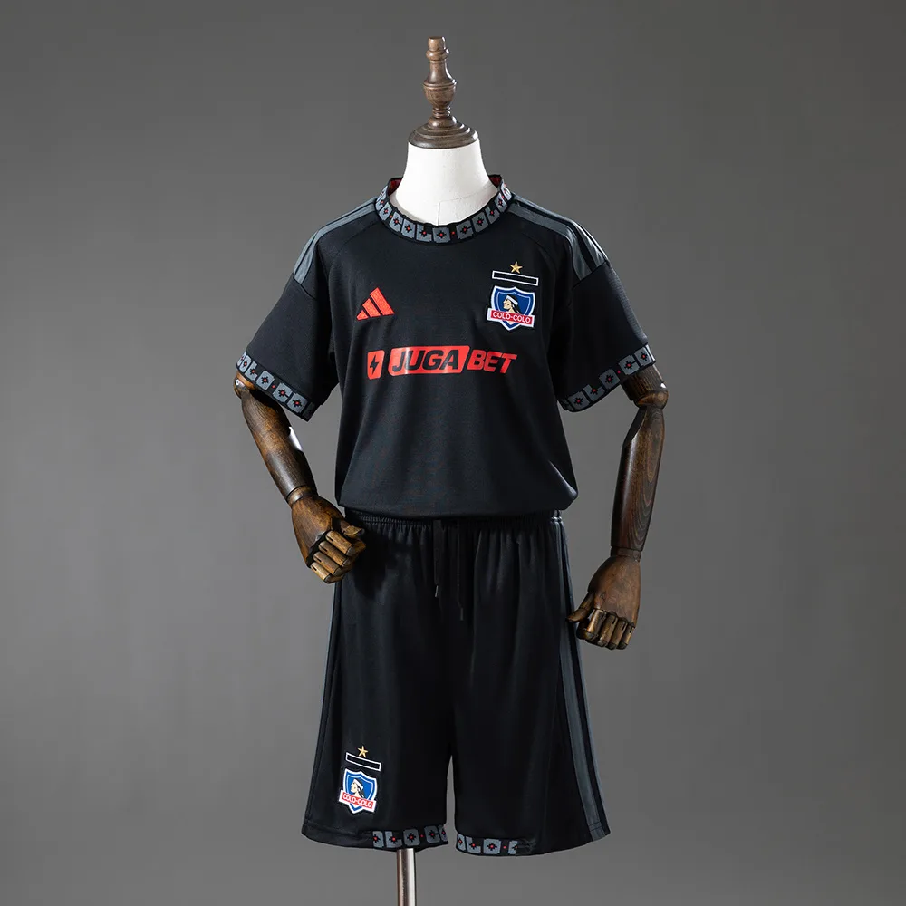 Colo Colo Away Kids Kit Colo Colo Away Kids Kit