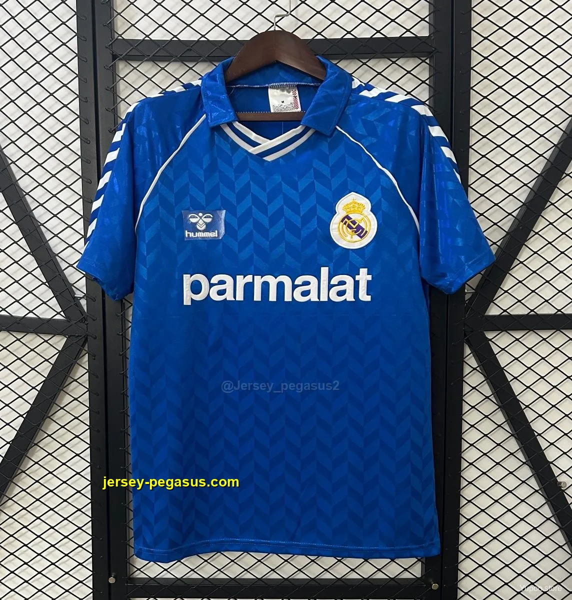Retro Real Madrid Away Jersey Retro Real Madrid Away Jersey