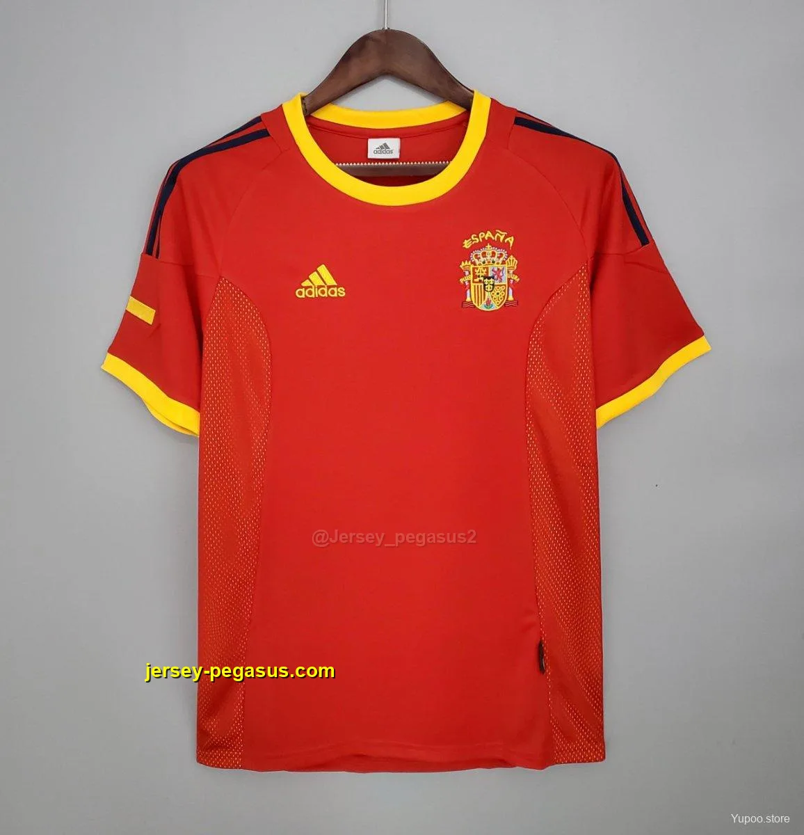Retro Spain 2002 home Soccer Jersey Retro Spain 2002 home Soccer Jersey