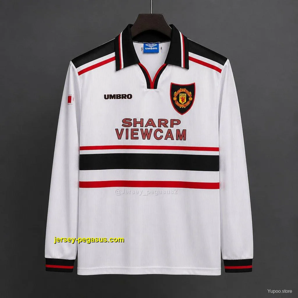 Retro Manchester United Third Long Sleeve White Jersey Retro Manchester United Third Long Sleeve White Jersey