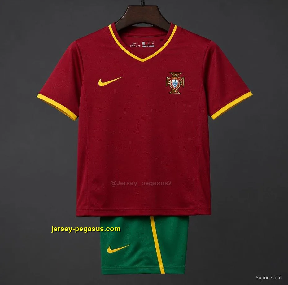 Retro Kids 2000 Portugal Home Jersey Retro Kids 2000 Portugal Home Jersey